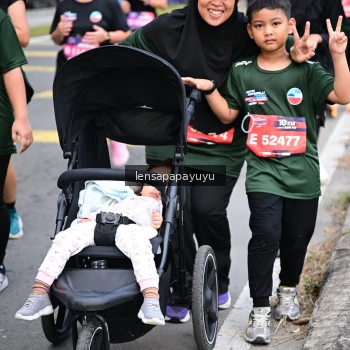 Runner Photo 4164401