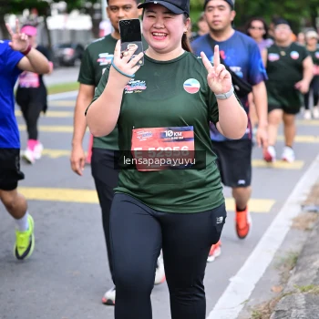 Runner Photo 4164411