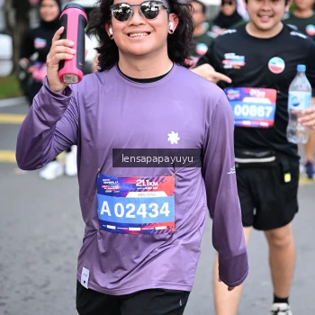 Runner Photo 4164420