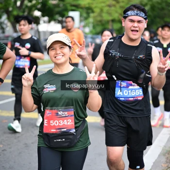 Runner Photo 4164430