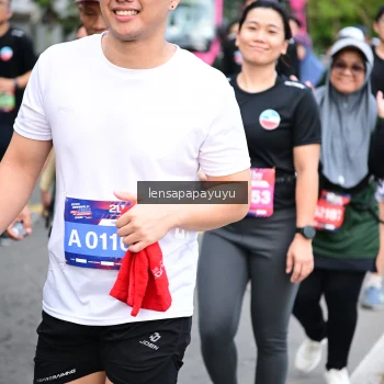 Runner Photo 4164465