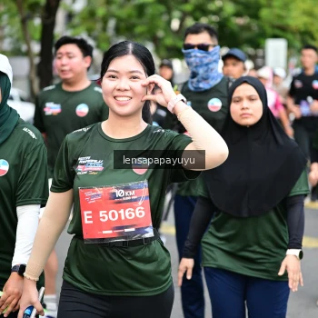 Runner Photo 4164475