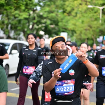 Runner Photo 4164501