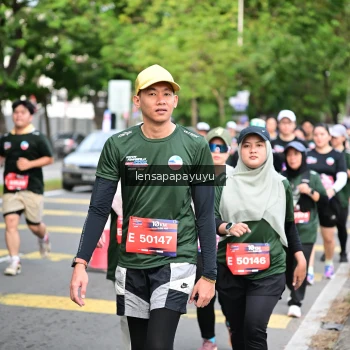 Runner Photo 4164510