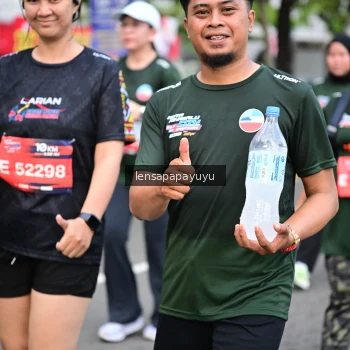 Runner Photo 4164536