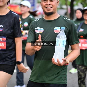 Runner Photo 4164540