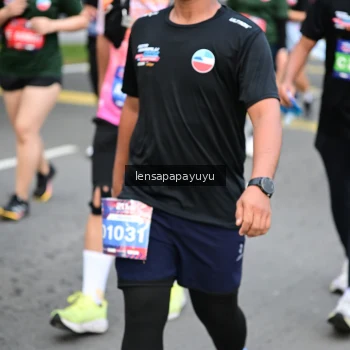 Runner Photo 4164611
