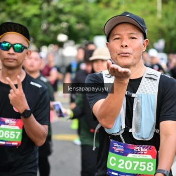 Runner Photo 4164615