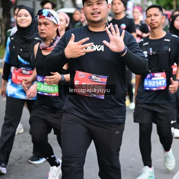 Runner Photo 4164658