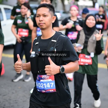 Runner Photo 4164659