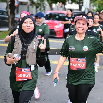 Runner Photo 4164661
