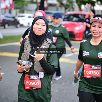 Runner Photo 4164663