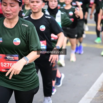 Runner Photo 4164665
