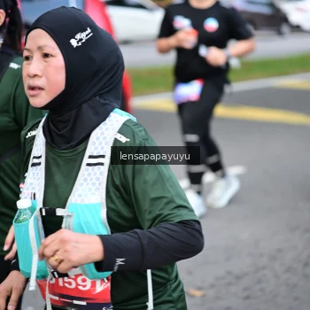 Runner Photo 4164671