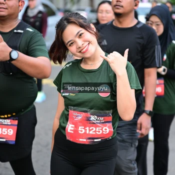 Runner Photo 4164679