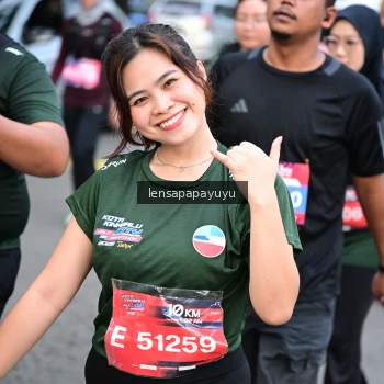 Runner Photo 4164685