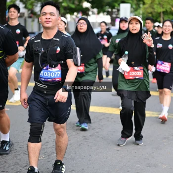 Runner Photo 4164710