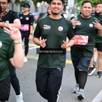 Runner Photo 4164749
