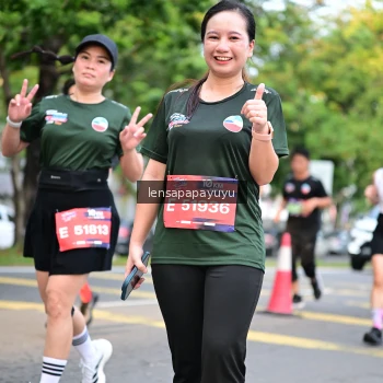 Runner Photo 4165055