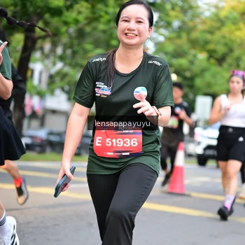 Runner Photo 4165056