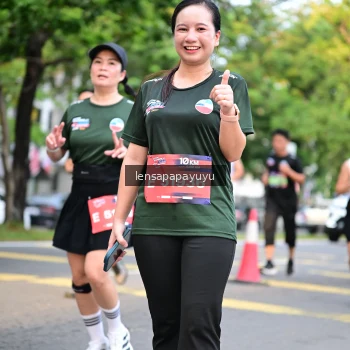 Runner Photo 4165058