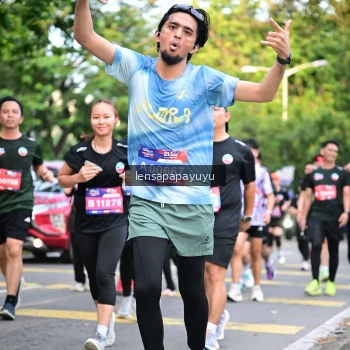 Runner Photo 4165077