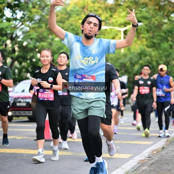 Runner Photo 4165079