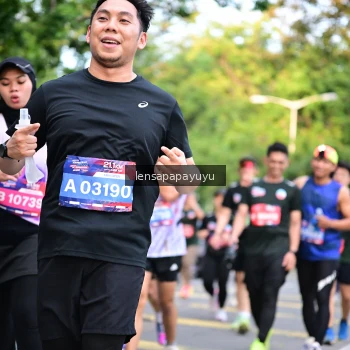 Runner Photo 4165086