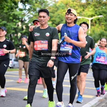 Runner Photo 4165089