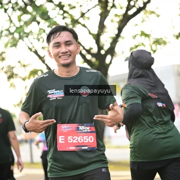 Runner Photo 4165105