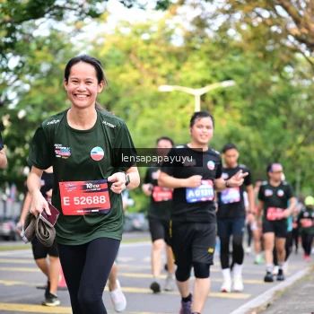 Runner Photo 4165108