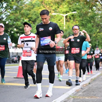 Runner Photo 4165119
