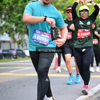 Runner Photo 4165129