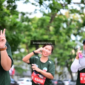 Runner Photo 4165142