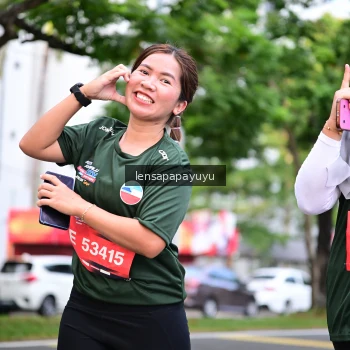 Runner Photo 4165143