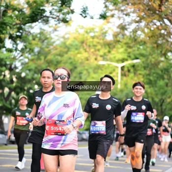 Runner Photo 4165148
