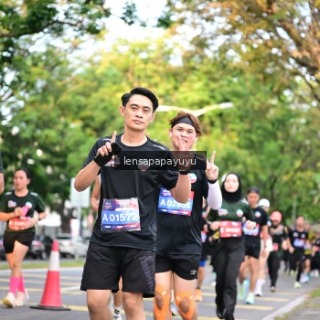 Runner Photo 4165157