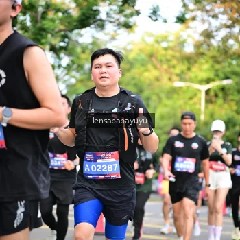 Runner Photo 4165164