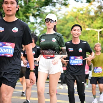 Runner Photo 4165175