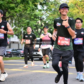 Runner Photo 4165185