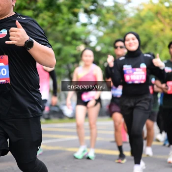 Runner Photo 4165187