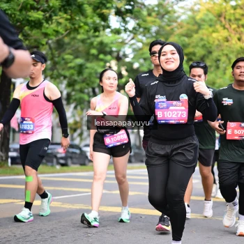Runner Photo 4165189