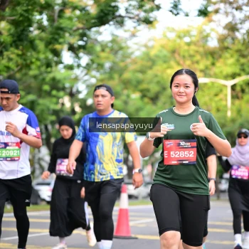 Runner Photo 4165201