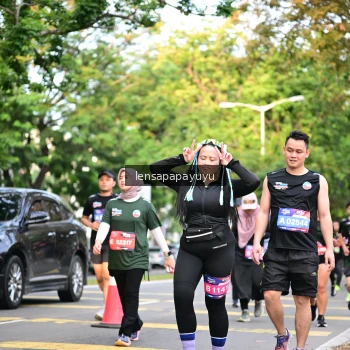 Runner Photo 4165215