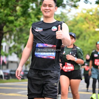 Runner Photo 4165224