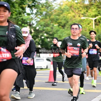 Runner Photo 4165228