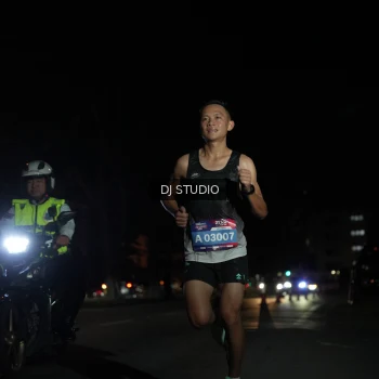 Runner Photo 4165239