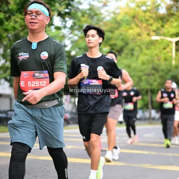 Runner Photo 4165243