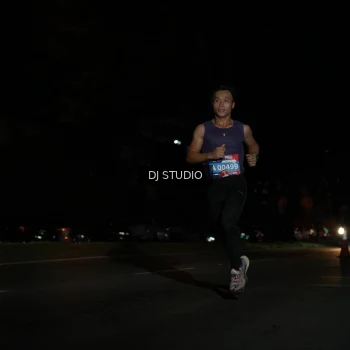 Runner Photo 4165246