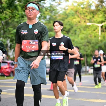 Runner Photo 4165254